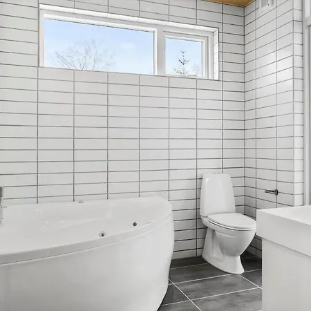 Ha321-hals-hybenvaenget-6 * Hals